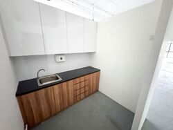 Hh @ Kallang (D13), Factory #557825921